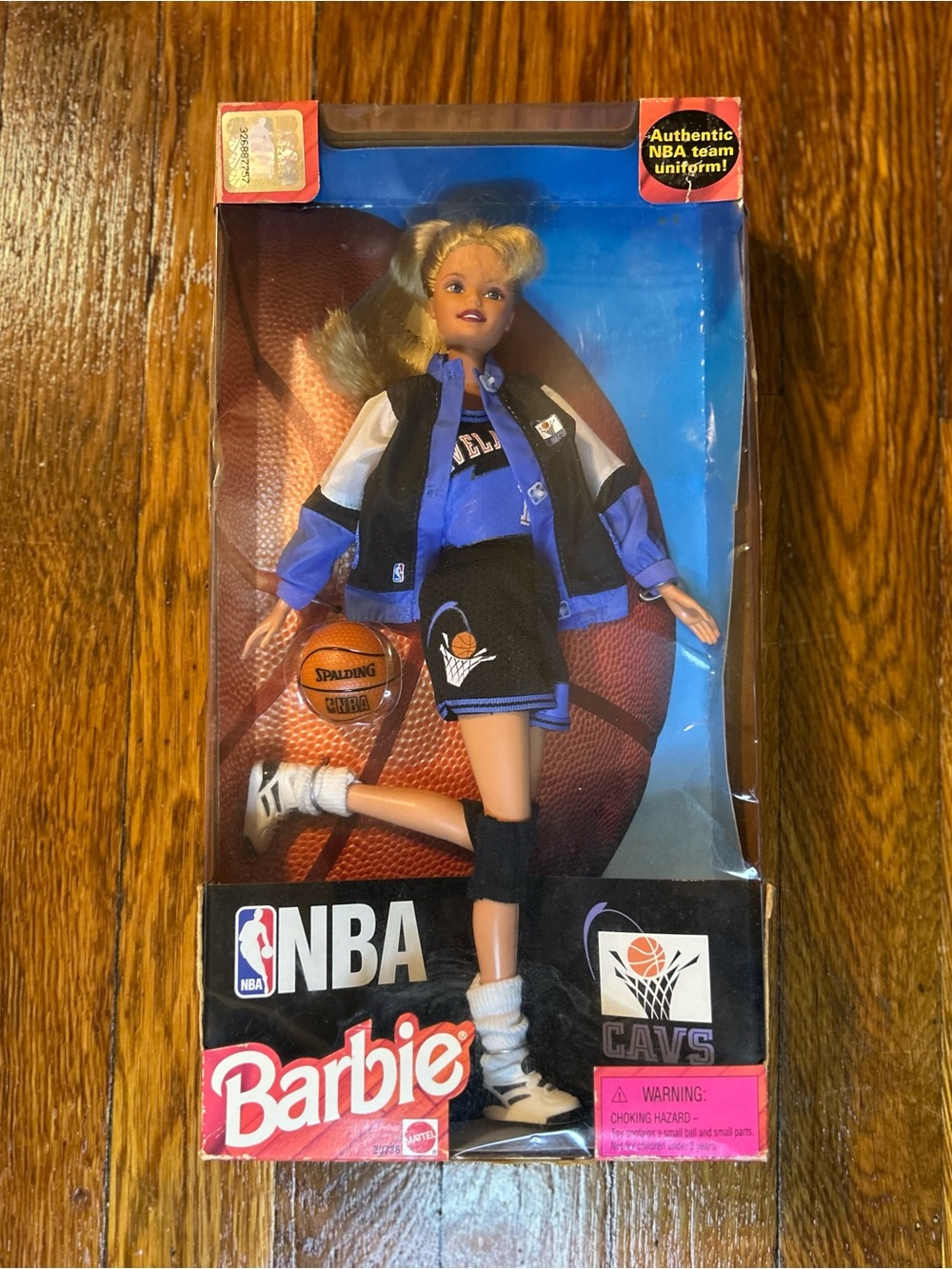 Mattel NBA Barbie Cleveland Cavaliers 1998 #20736 - CAVS - Sealed - Authentic Te